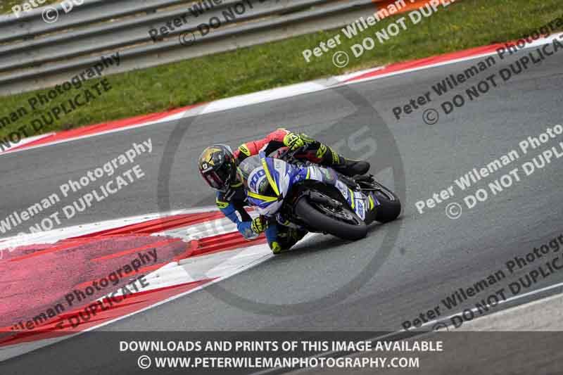 cadwell no limits trackday;cadwell park;cadwell park photographs;cadwell trackday photographs;enduro digital images;event digital images;eventdigitalimages;navarra;no limits trackdays;peter wileman photography;racing digital images;trackday digital images;trackday photos